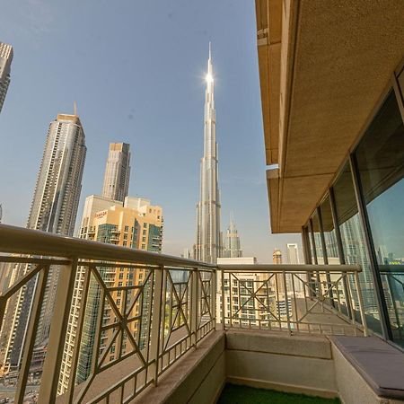 First Class 2Br With Full Burj Khalifa And Fountain View دبي المظهر الخارجي الصورة