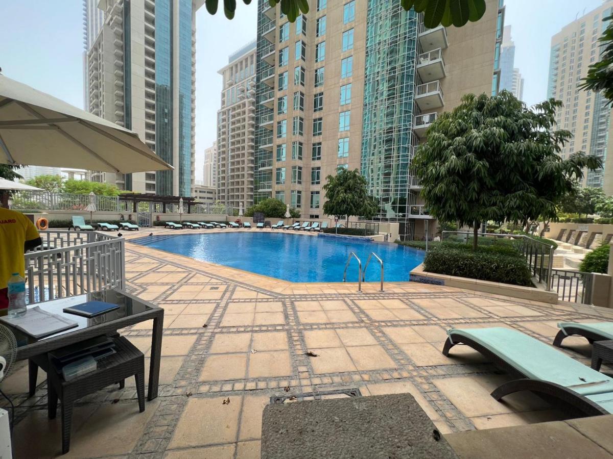 First Class 2Br With Full Burj Khalifa And Fountain View دبي المظهر الخارجي الصورة