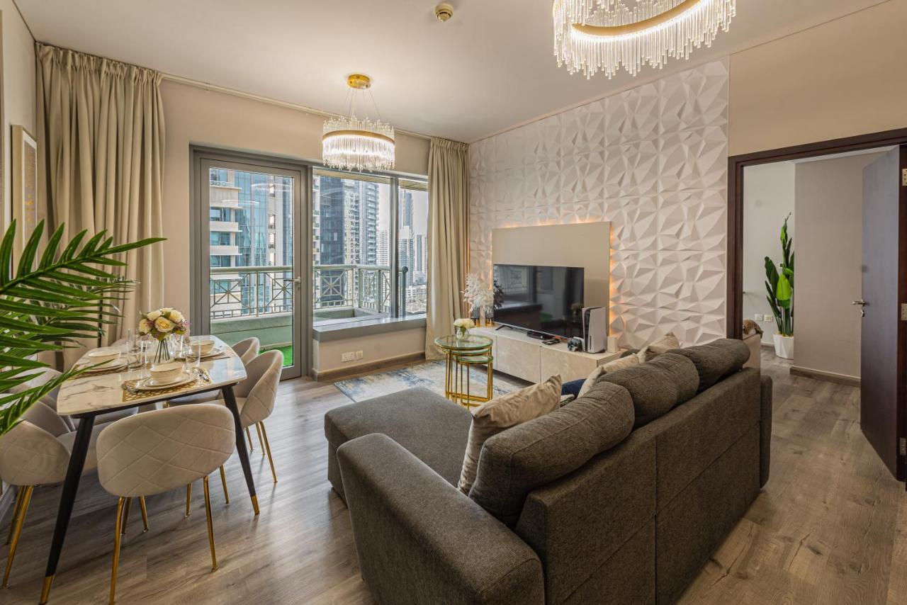 First Class 2Br With Full Burj Khalifa And Fountain View دبي المظهر الخارجي الصورة