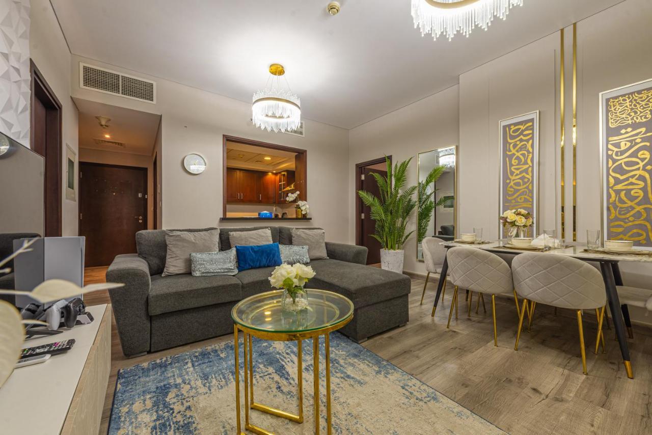 First Class 2Br With Full Burj Khalifa And Fountain View دبي المظهر الخارجي الصورة