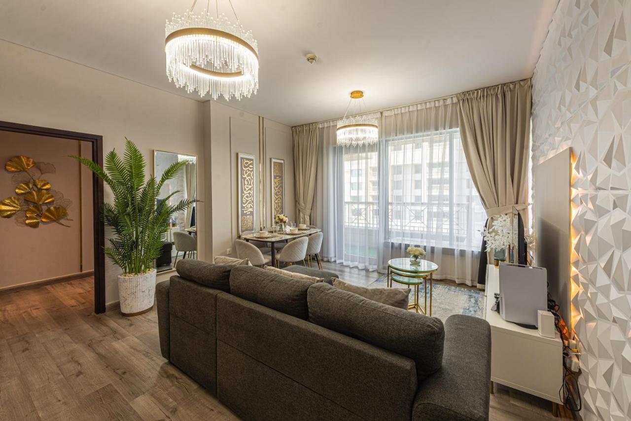 First Class 2Br With Full Burj Khalifa And Fountain View دبي المظهر الخارجي الصورة